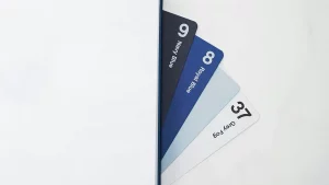 Tarjetas de proximidad en PVC de colores azul marino, azul real y gris